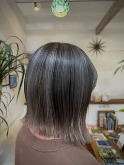 カット＋ブリーチ（ハイライトorバレイヤージュ）＋トリートメント🌱