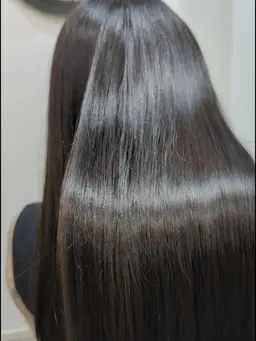 【✨低ダメージ!コスメ💥縮毛矯正✨】+【🌈カット🌈】+【🍀超音波浸透トリートメント🍀】