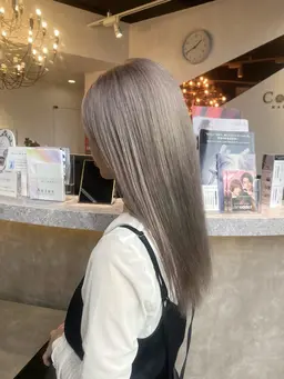 《2・3回目の方》【ブリーチカラー➕カット➕トリートメント】（心斎橋/アメ村/本町/四ツ橋/ハイトーン)