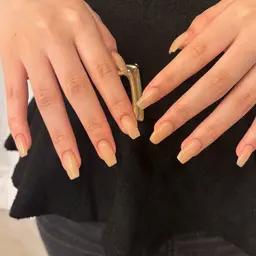 🫧11/4(火)17:00〜18:30限定🪼オフありワンカラーネイル【ケア込み】