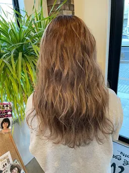 カット＋ブリーチ＋イルミナカラー＋髪質改善トリートメント