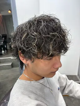 [超破格クーポン‼️12/20まで]メンズカット＋各種パーマ¥4400~