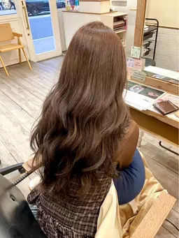 【期間限定🌟】ナチュラルカラー➕髪質改善4STEPトリートメント🍯ショートヘッドスパ付き💆‍♀️💭