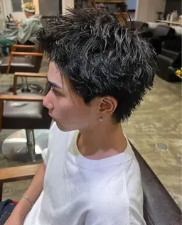 カット＋スパイキーパーマ