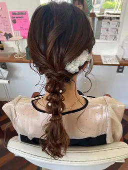 ヘアセット+ポイントメイク