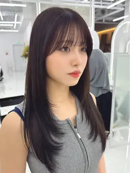 🦋韓国風レイヤーcut＋高補修 保湿treatment(超音波アイロンケアプロ付き)🦋