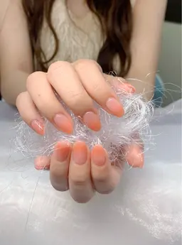 グラデーション1色/ラメグラデーション➕ハードジェルを使い❣️オフの有無はメッセージでお願いします。