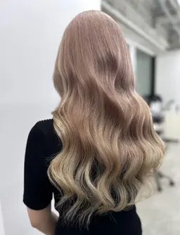 🩰ダブルカラー➕プルエクステ50本から🩰エクステカット無料✨️