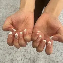 ハンドフレンチネイル🤍オフケア込み