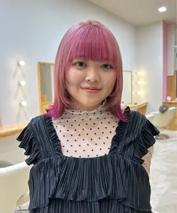 ⋆⸜ ⸜ 🍓デザインカラー🍓 ⸝ ⸝⋆ 【カット】 + 【ブリーチインナーカラー】 + 【保護トリートメント】