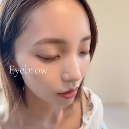 【 眉WAX 】アイブロウWAX🪽(間引き,カット,メイク込)+骨格診断🔍* 黄金比美眉スタイリング💫