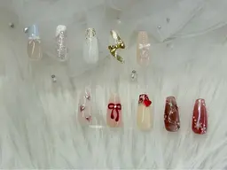 12/13(土)限定 ハンドオフあり✨️🎄Xmas design🎄✨選べる4本アート(120分)¥3900