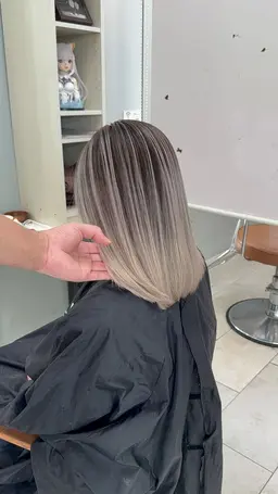 カット+バレイヤージュ ※詳細要確認