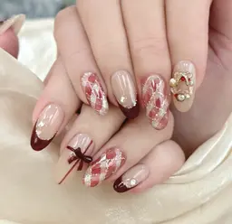 [フォルイン/初回オフ無料】《自爪》持ち込みデザイン10本パーツ付け¥8800