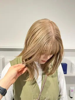 ［新規限定］カット＋ブリーチカラー+トリートメント