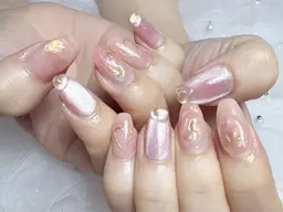 【新規・再来OK】持ち込みデザイン ¥6,480​〜​パーツ・ストーン豊富◎💰料金はデザインにより変わります💰オフ込み