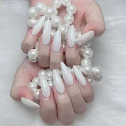 【10月オフ全て無料中】🎀チップ長さだし⭐️マグネット/ミラー/オローラ⭐️パーツ2個プレゼント🎁