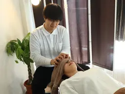 【リラクゼーション】眼精疲労・睡眠の質改善・小顔＊ドライヘッドスパ60分