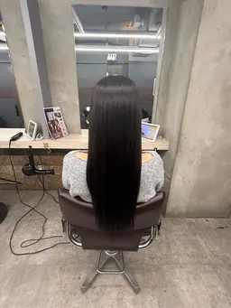 ⭐️カット➕𓊆ㅤ˖˚うる艶縮毛矯正˚˖𓊇+ 3stepシルクトリートメント⭐️