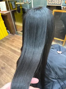 ツヤ！【美髪矯正】劇的！髪質改善ストレート✨