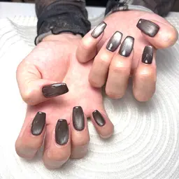 《ハンド》ベースありマグネットネイル💅マグネットは18色から選んで頂けます💅 (オフあり・なし)