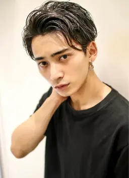 ハイライト メンズアップバング✂️カットパーマハイライト