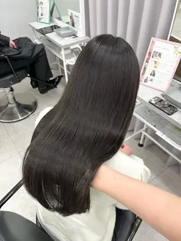 【広がる髪に🍃】カット➕髪質改善ケアカラー➕縮毛矯正