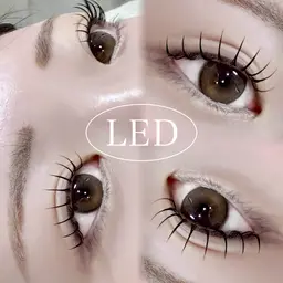 【オフ無料】LED☆フラットラッシュ 80本（アイシャンプー付き🫧）