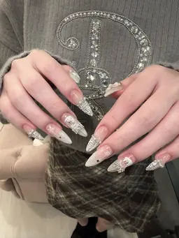 持ち込みデザインスタンダードコース➕パーツ2個無料🦢🎀※長さ出しok