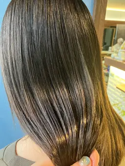 🌼「色もツヤも一緒に叶える♡ 【髪質改善】ご褒美うるツヤカラーケア」💛 → 垢抜けたいけどダメージも気になる