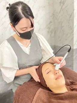 紫外線によるたるみ対策に🌞世界特許技術🌞FAITH生コラーゲンフェイシャルエステ