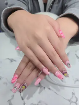 ☆シンプルデザインネイル☆【オフあり】