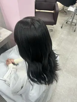 【土日祝限定】🇰🇷韓国風ツヤ感カラー+CMCトリートメント🩷