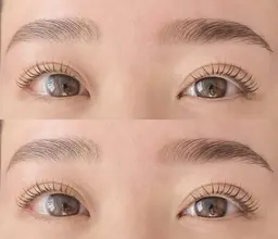 【ハリウッドブロウリフト】毛流れから変える眉毛の革新的なパーマ◎眉WAX脱毛無　¥5480