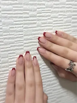 𝐡𝐚𝐧𝐝｜美爪魅せお上品フレンチネイル🕊️🩰