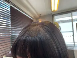 プリカール（根本パーマ）＋カット　根本を立ち上がらせたい。分け目にボリュームを出したい方はお勧め❤️