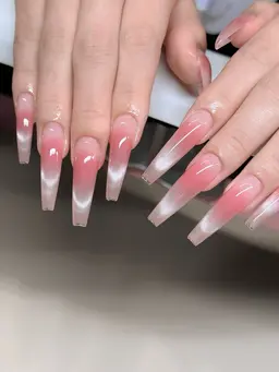 チップ長さ出し✨SNS話題デザイン💕チークマグネットフレンチ
