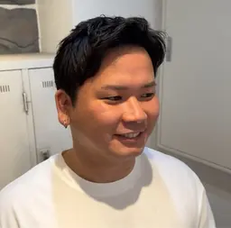 【7/28  1名様限定】18:00​〜​メンズカット
