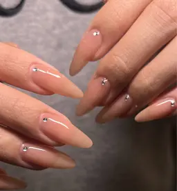 オフ無しワンカラー＋ストーンnail※20個までストーンお付けできます！