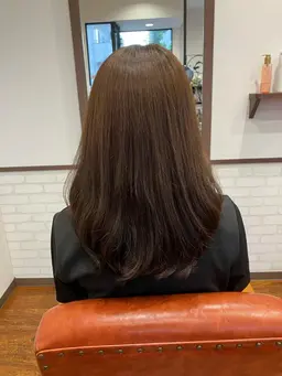 学生カットモデル＋トリートメント付(中学生　高校生)女性限定　先着1名様　当日or前日予約のみ可能　予約確定は当日朝9時