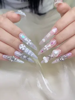 【長さだし】チップ10本長さ出し🩵持ち込みデザインやり放題🩵パーツつけ放題