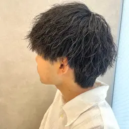 【迷ったらこれ】🌀緩め​〜​強めまで対応✨似合わせメンズパーマ（カット＋パーマ）