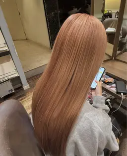 韓国アイドル風ブリーチリタッチ＋オンカラー＋トリートメント🎀