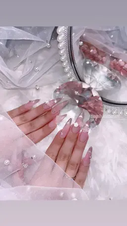 15日限定💕14時30分〜🌼.*持ち込みデザイン🙈💗