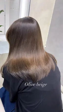 ⭐️艶カラー+Aujuaトリートメント4ステップ⭐️