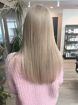 【🌵ダメージを最小限に🌵】ケアブリーチ込みオンカラー➕メンテナンスカット