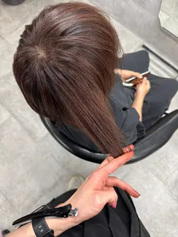 白髪ぼかし✨（ハイライト、ブリーチ）　　　　　　　　　　ケアブリーチ➕カラー　　初めての方も大歓迎✨　表参道/渋谷/原宿