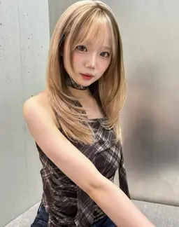【👻10月限定8000円OFF🎃】カラートリートメント大人気♪ケアブリーチを使ったWカラー25000→¥17000