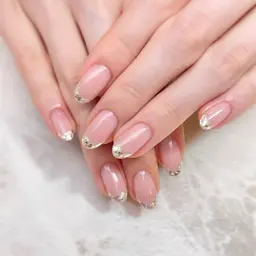 ガラスフレンチ✨【オフケア込み】パラジェルフィルイン☁️