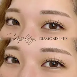 【日付限定クーポン】12月限定🧡通常価格¥7,370→¥3,900まつげパーマ(上のみ)トリートメント仕上げ🌿束感